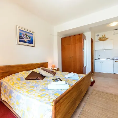 Fisherman's Galeb ゲストハウス ツァヴタット